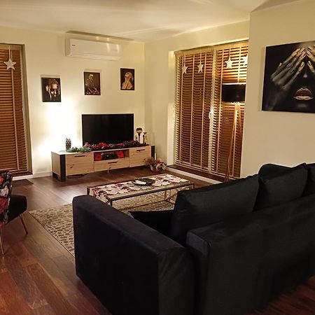 Apartament 80M2 Z 70M2 Tarasem -W Pelni Wyposazony - Wyjatkowe Centrum Miasta Włocławek Exteriör bild