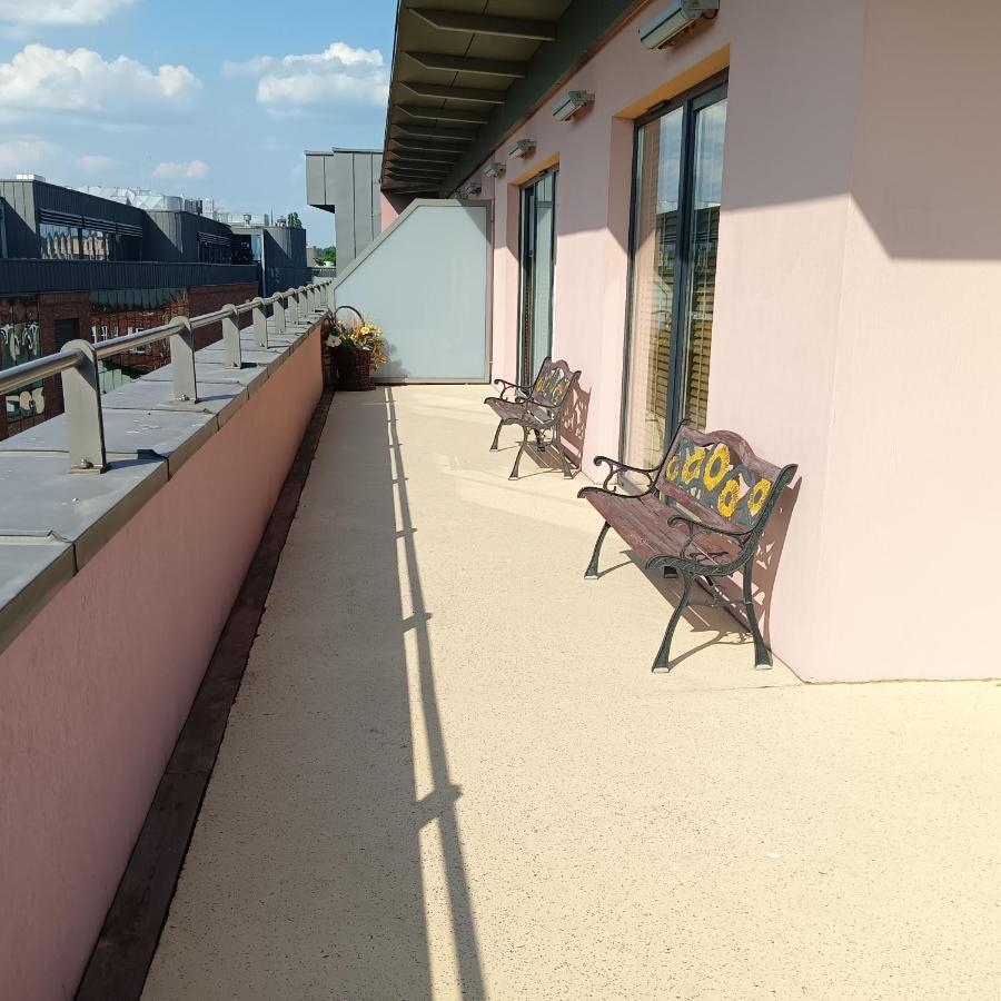 Apartament 80M2 Z 70M2 Tarasem -W Pelni Wyposazony - Wyjatkowe Centrum Miasta Włocławek Exteriör bild