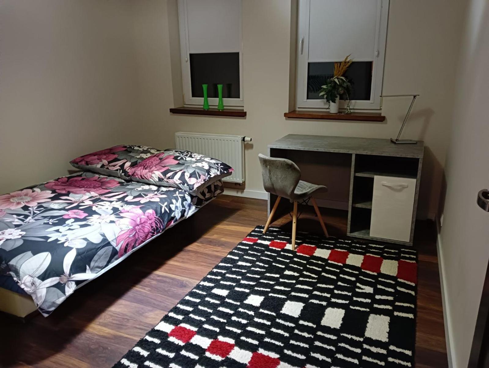 Apartament 80M2 Z 70M2 Tarasem -W Pelni Wyposazony - Wyjatkowe Centrum Miasta Włocławek Exteriör bild